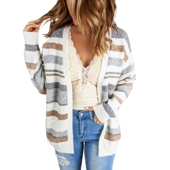 The Perfect Soft Fuzzy Cardigan Oversized size Small White Tan NWT - Picture 1 of 5